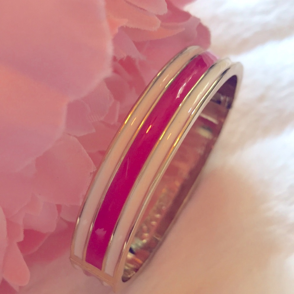 🌟4 for 20🌟 NWOT Pink and white enamel gold cuff bracelet
